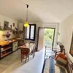 Appartamento In Tranquillo Borgo Vicino Al Centro